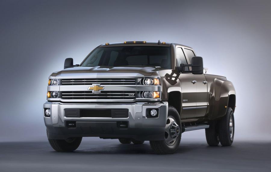  Chevrolet Silverado HD 2015 года  (фото 14 из 19)